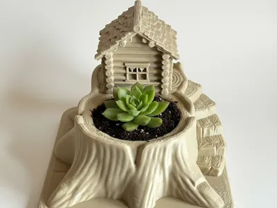 Woodland Cabin Succulent Planter