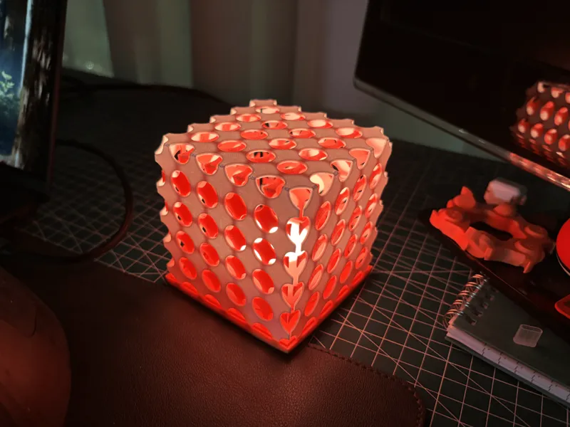 HoleLamp