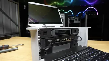 Caja o estuche: Portable Offline Internet - 3U Homelab In A Case — vista de referencia 3