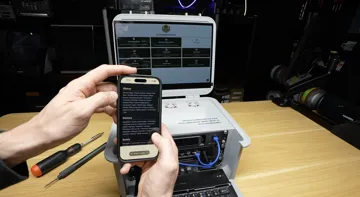 Caja o estuche: Portable Offline Internet - 3U Homelab In A Case — vista de referencia 5