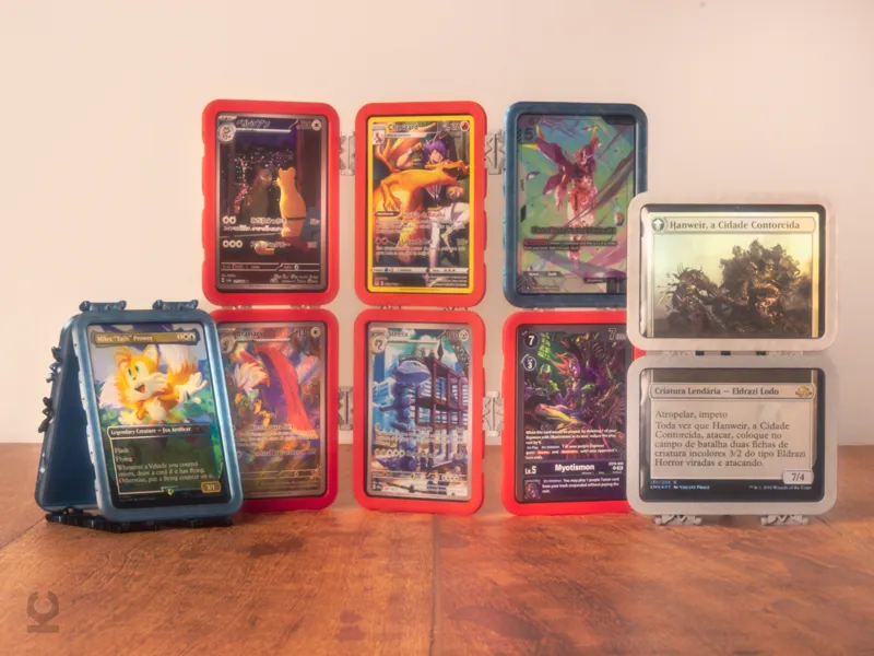SnapLoader: Modular TCG Display System
