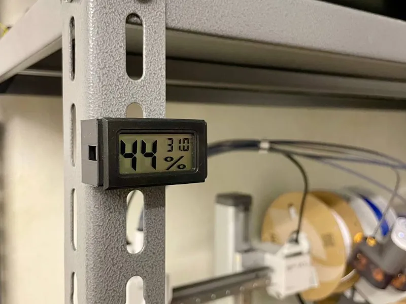 Igrometer Holder for Garage Shelf/Rack 