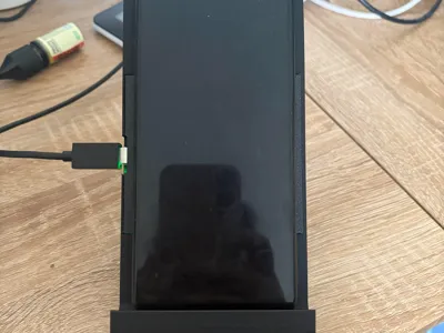 Wireless Charging Phone Stand/Wireless Stand
