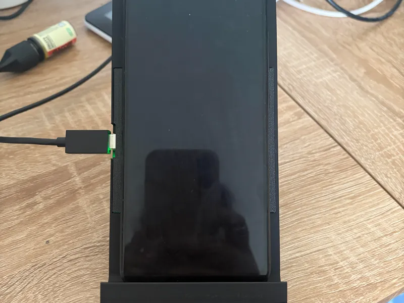 Support téléphone à charge sans fil/Wireless Stand