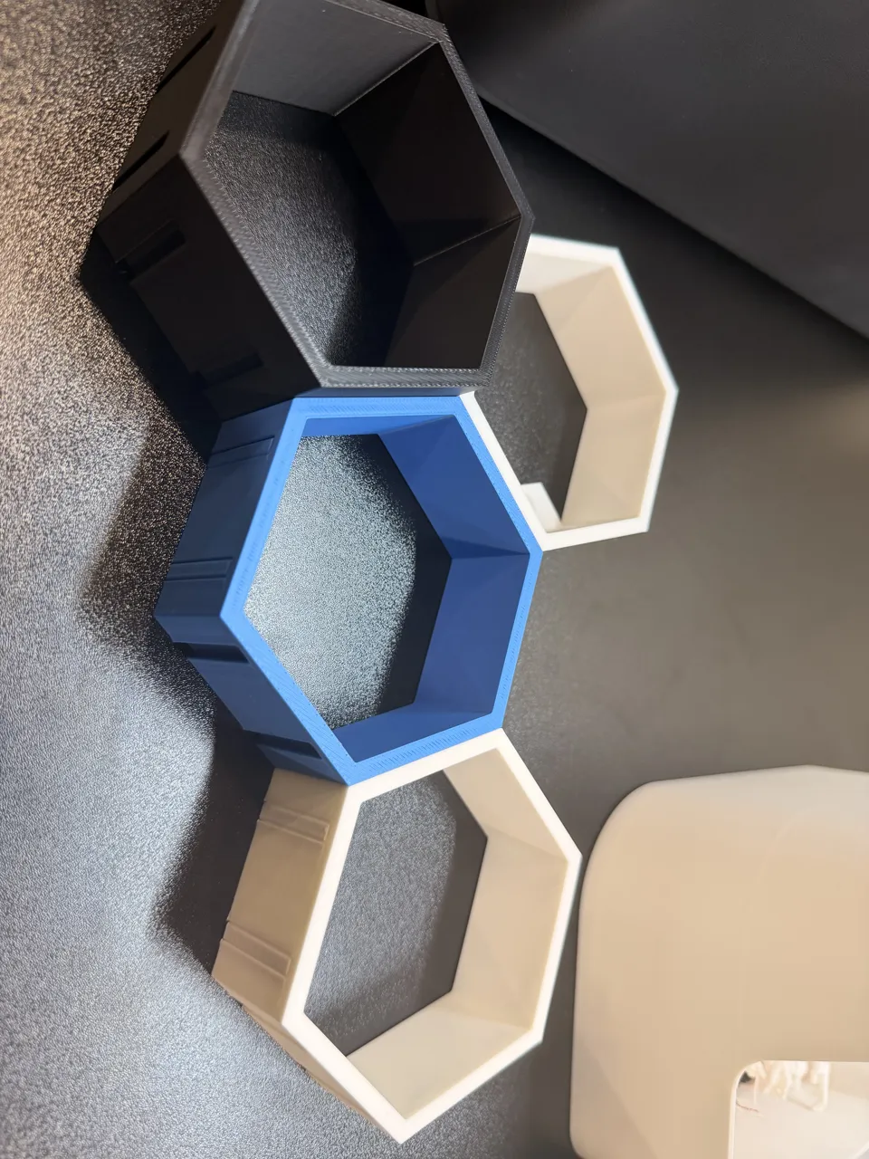 ⬡ The Hexa-Link: Precision Modular Shelf System view 3