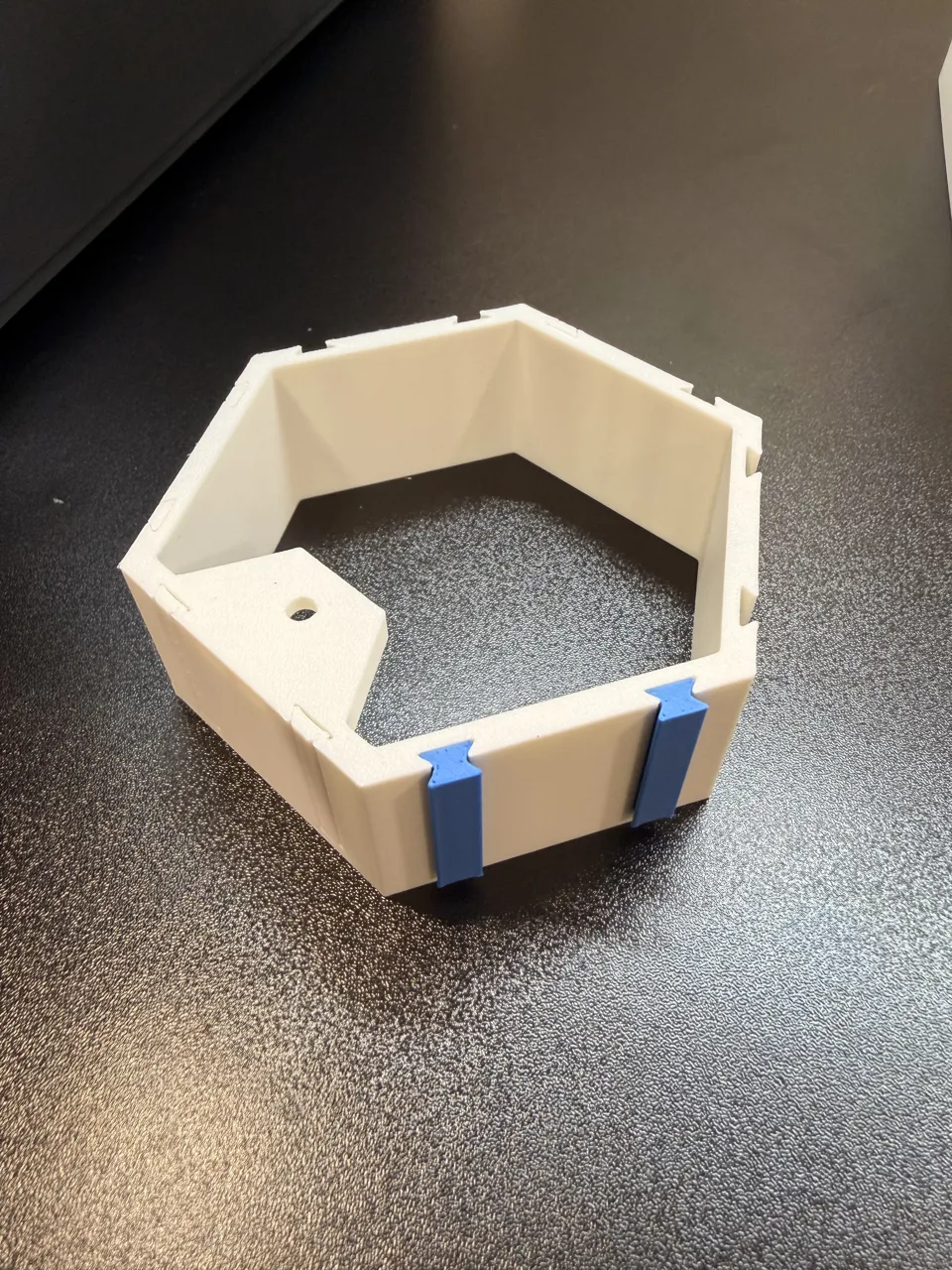⬡ The Hexa-Link: Precision Modular Shelf System view 4