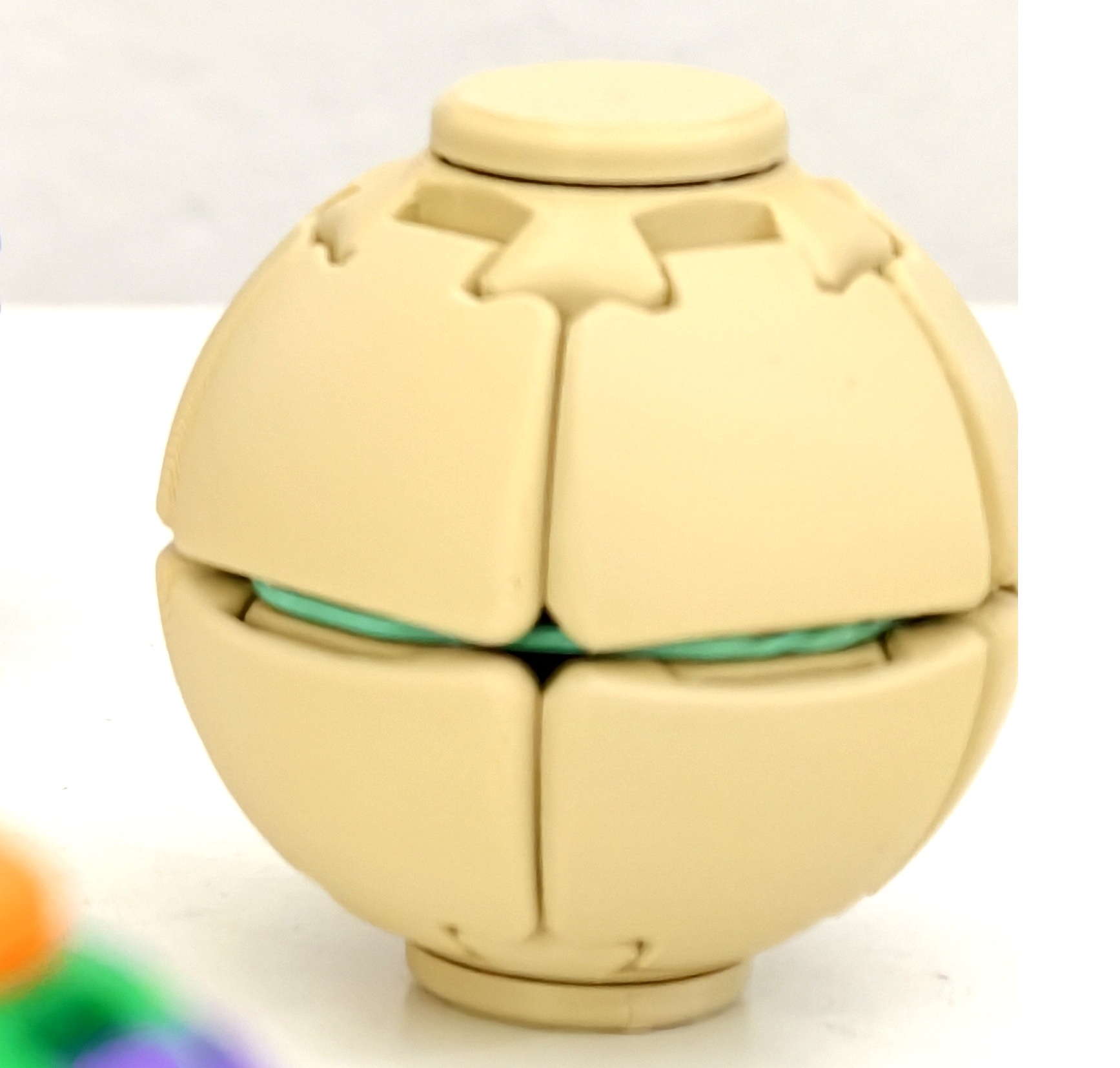 Miniatura 2 do modelo 3D HelixCore – Press-to-Spin Squishy Ball