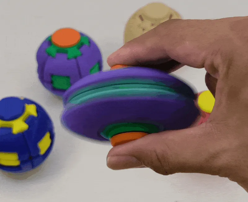 HelixCore – Press-to-Spin Squishy Ball view 3