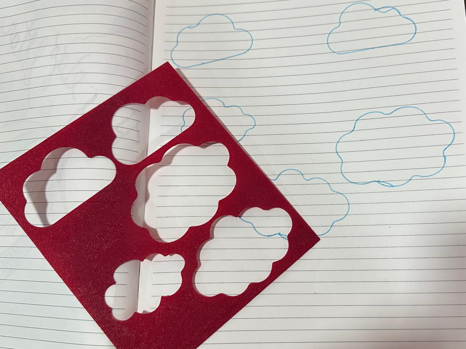 Cloud Shape Stencil / Plantilla de Nubes – STL