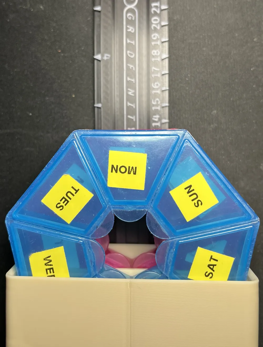 Gridfinity Heptagon Pillbox Holder by msfooteMakerWorld: Download Free ...