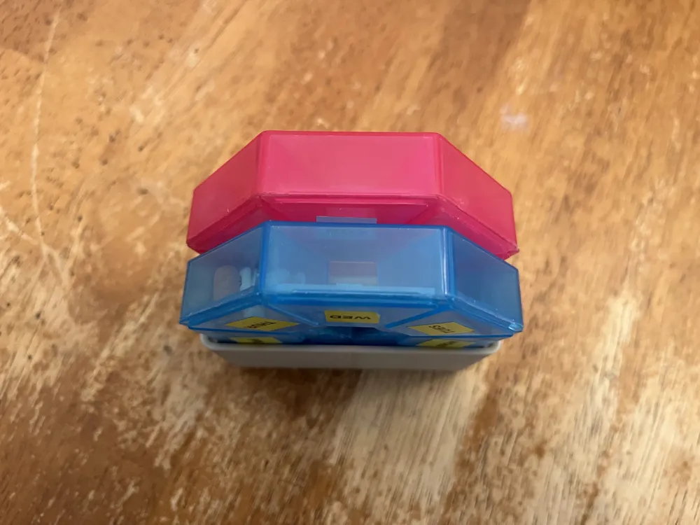 Gridfinity Heptagon Pillbox Holder by msfooteMakerWorld: Download Free ...