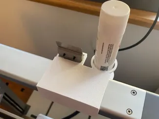 A1 top bar glue and scraper mount