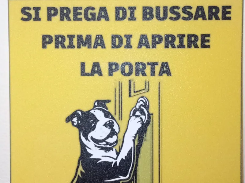 cartello bussare