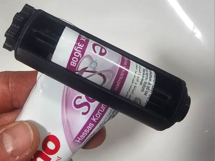 Tool per Dentifricio