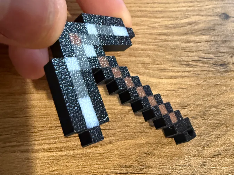 Minecraft Pickaxe Keychain (67×51 mm)