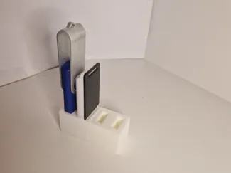 USB-Stick Halter v2 (4 slots)