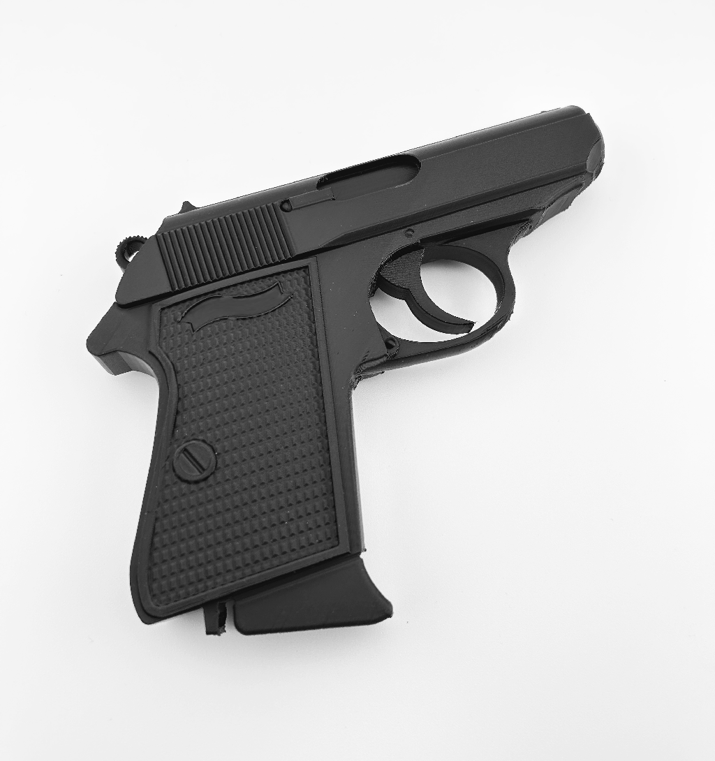 Legendary Agent's Pistol - James Bond Walther PPK - Free 3D Print