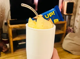 snack cup (for movies)