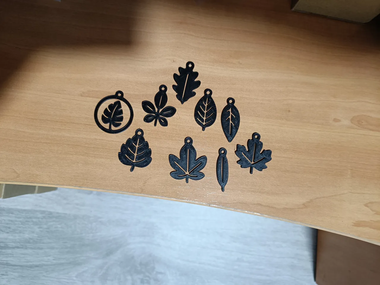 Leaf Earrings Set view 2