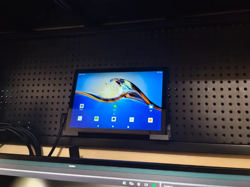 Universal tablet mount for 6mm hole board wall