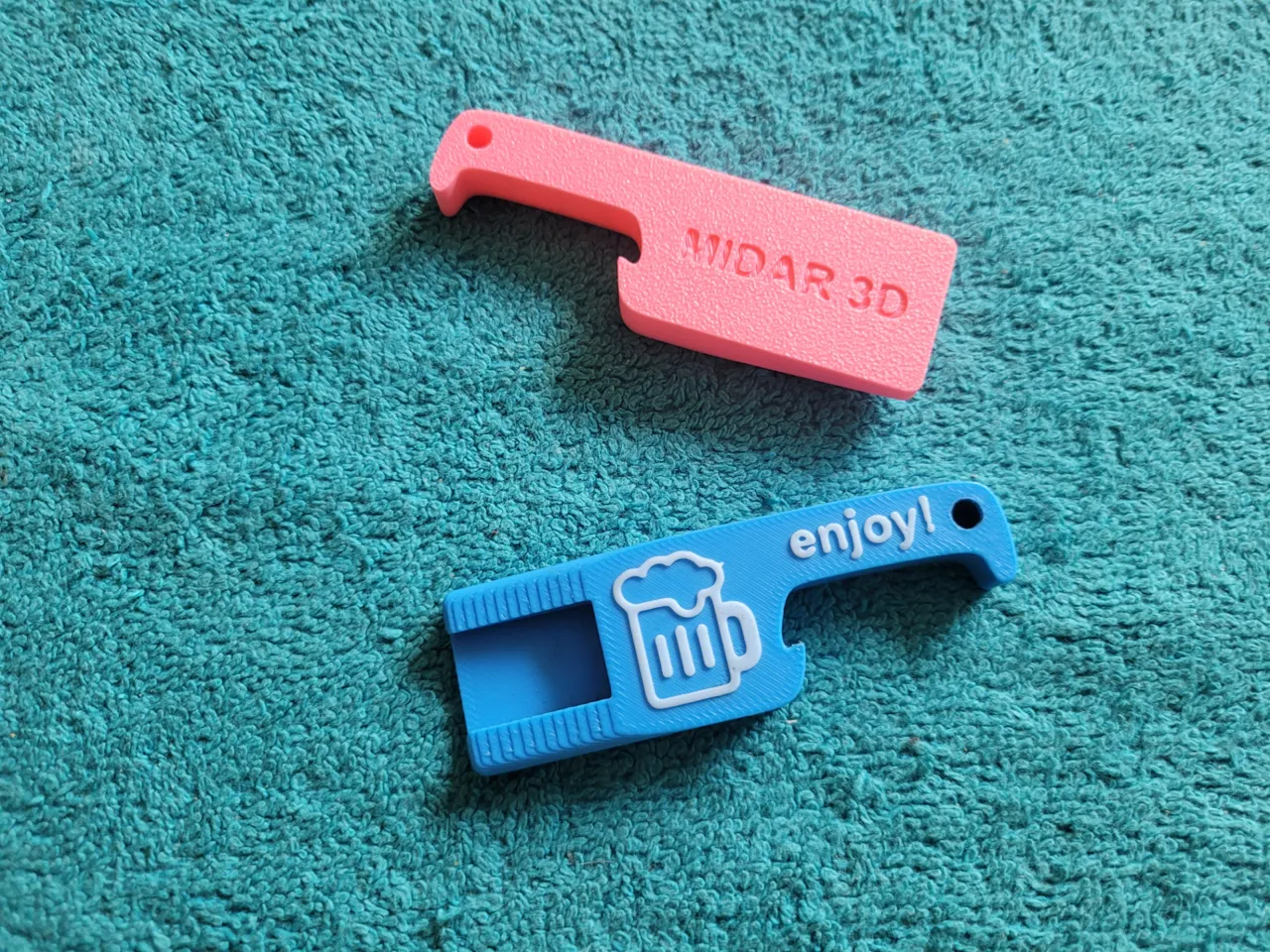 2-in-1 Bottle and Can Opener Keychain Gadget view 3