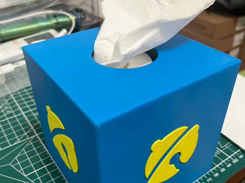 蓝胖子卷纸盒