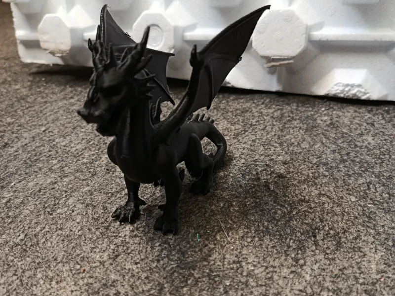 dragon con cola baja
