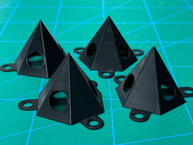 Painter's Pyramid - 15 Minutes, No Supports! 