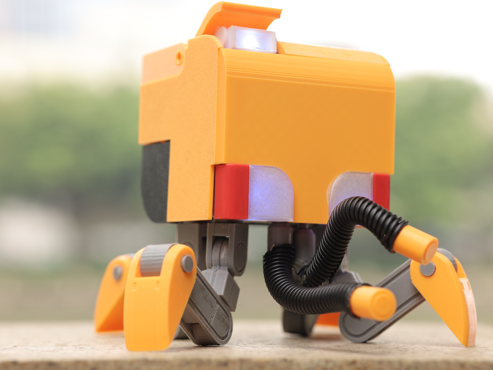 Gundam Gquuuuuuux Erken Eğitim Robot Kongqi Tam Parça Tam Renk ve Tam Hareketli