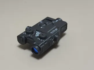 三角洲行动-PERST-7蓝色激光镭指