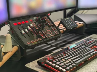 GoXLR and Stream Deck 22mm (7/8-inch) Dowel Mount