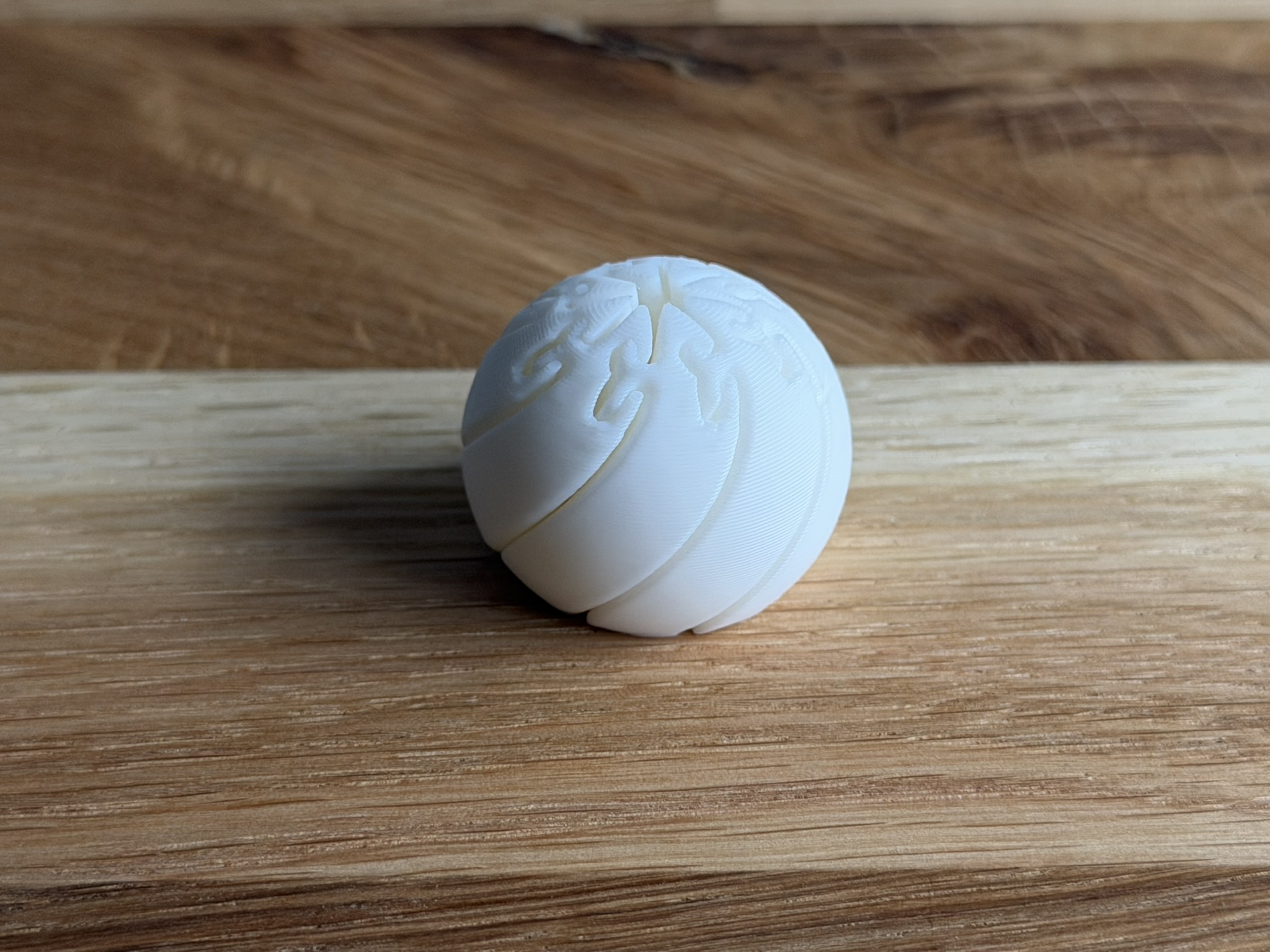 Miniatura 4 do modelo 3D The Tiny Twisty Ball