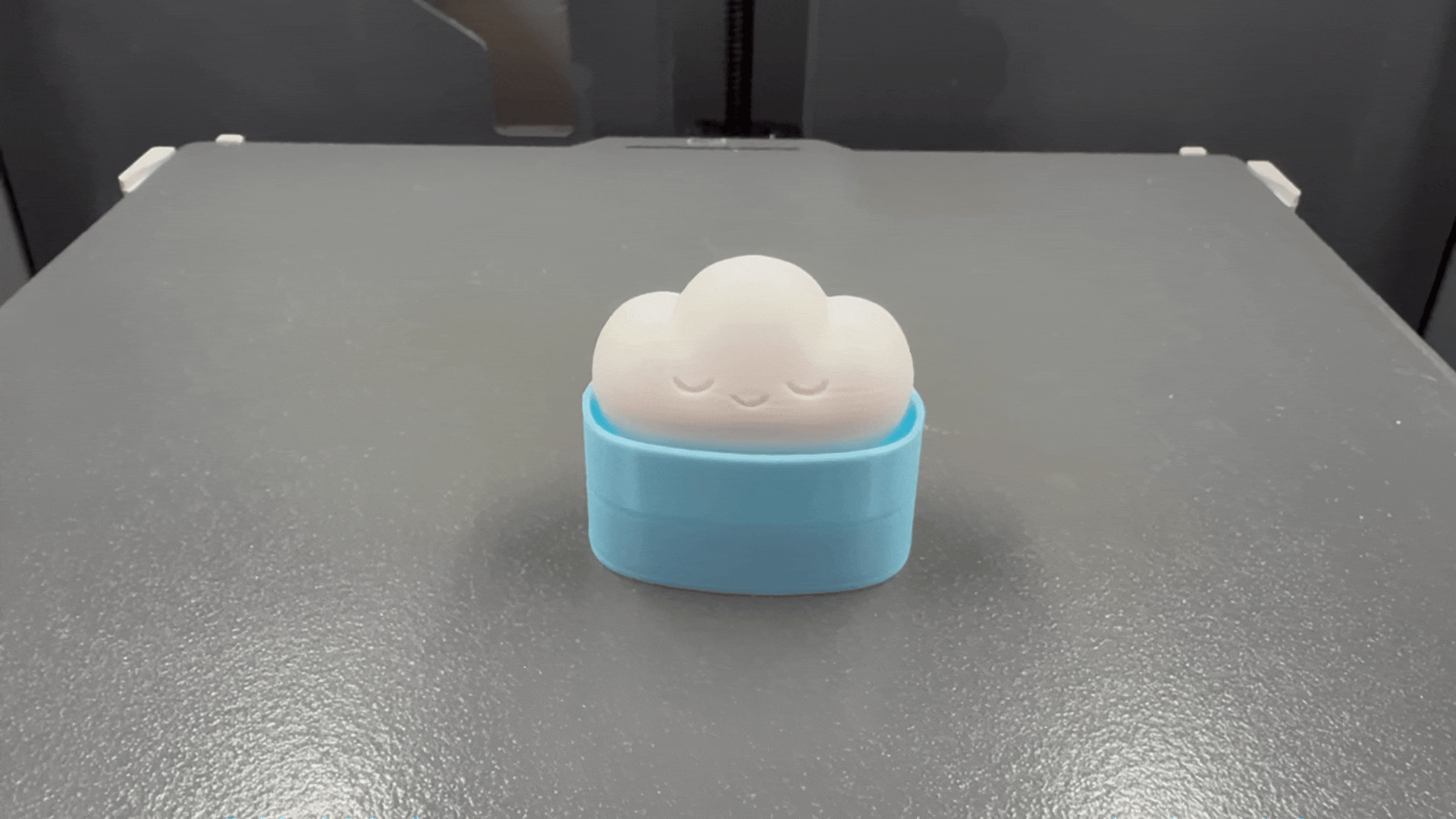 Sleepy Cloud Fidget Clicker