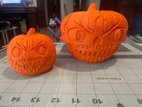 Adorno temático: Olight Sphere C Pumpkin Covers — referencia de MakerWorld