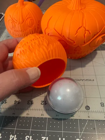 Adorno temático: Olight Sphere C Pumpkin Covers — vista de referencia 2