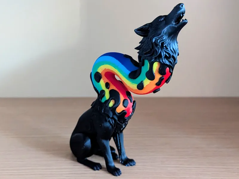 Howling ink wolf