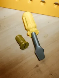 SCREWDRIVER