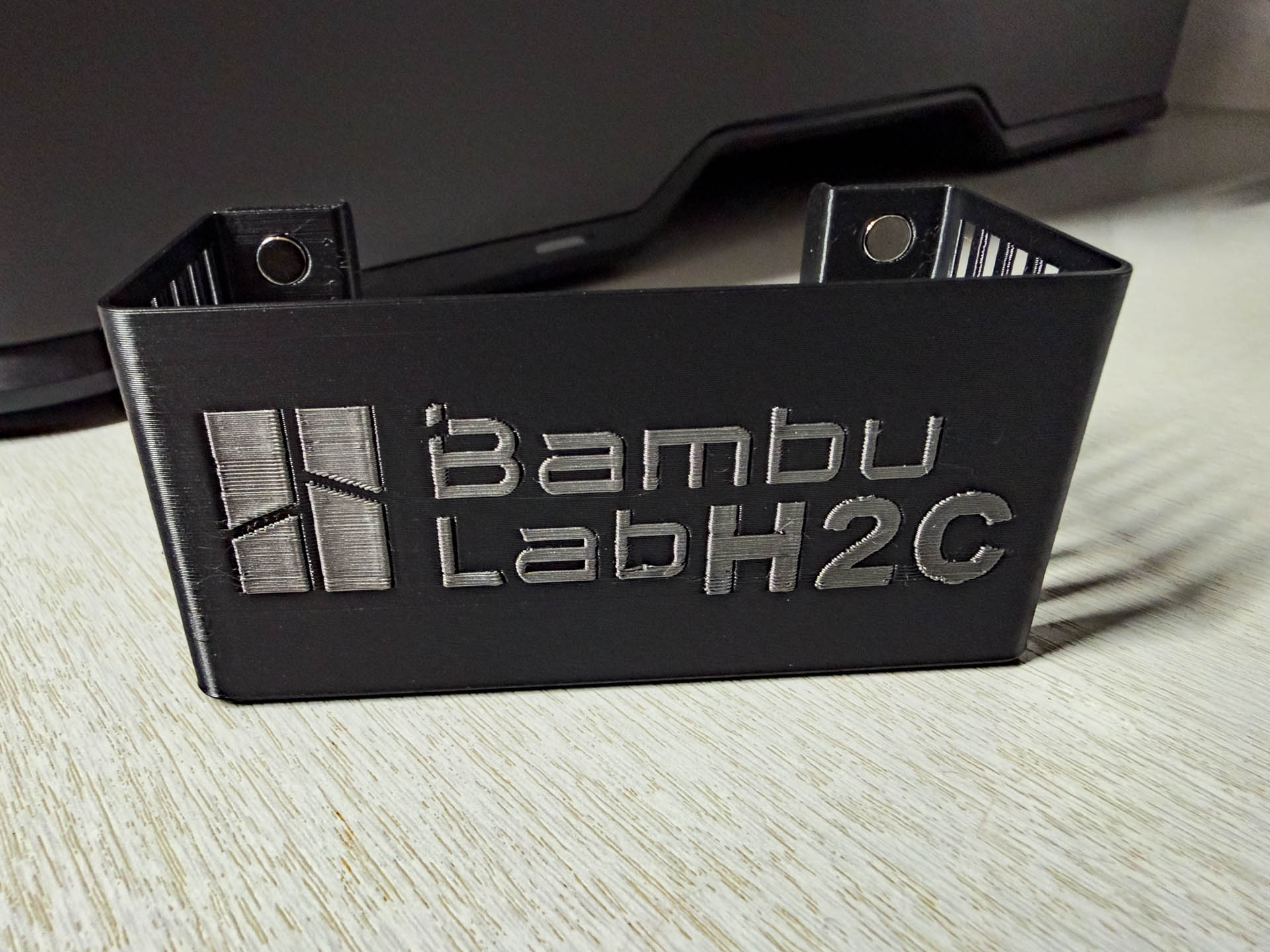 H2C Mini Poop Box – Compact Magnetic Waste Bin