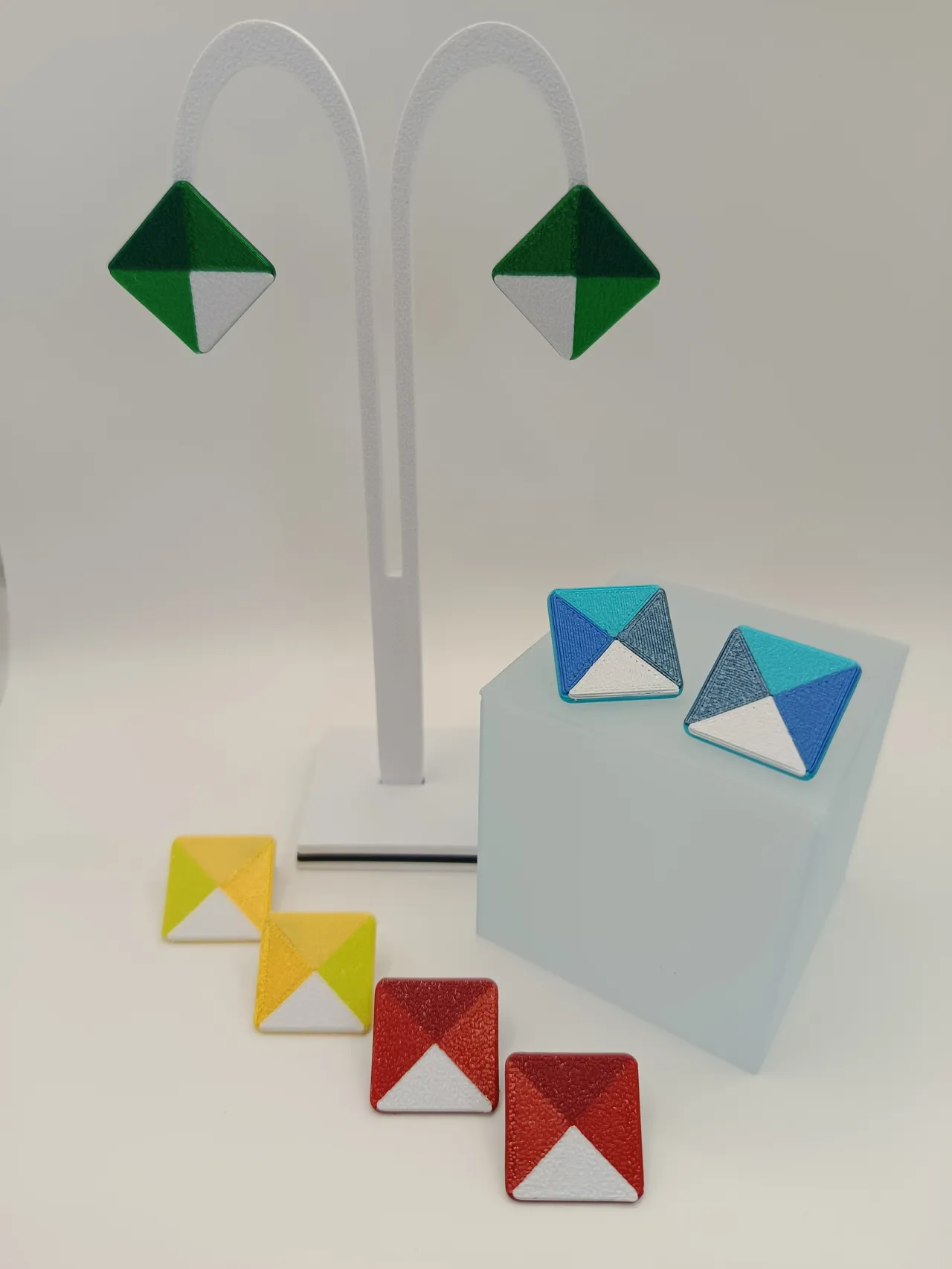 EARRINGS FLAG view 2