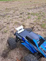 Aileron pour mini voiture RC — photo 3