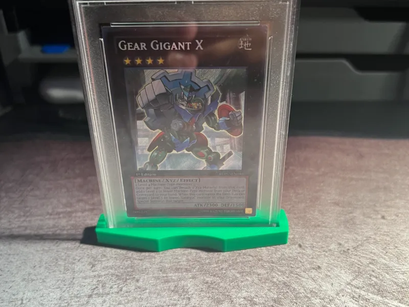 Yu-Gi-Oh Graded PSA Stand