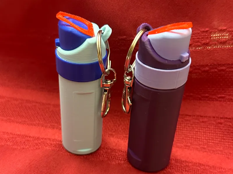 Waterbottle keychain