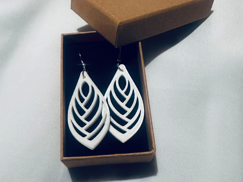 Leaf Earrings/Pendant/Keychain