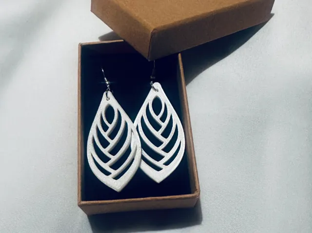 Leaf Earrings/Pendant/Keychain