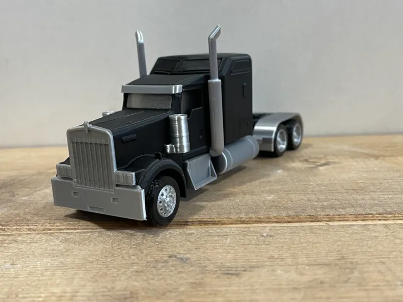 1/64 scale Kenworth W900