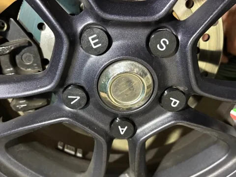 Radmutterkappen Vespa NEU aus TPU