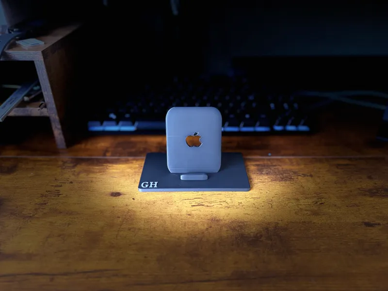 Apple Ipad stand 