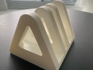 Multiple laptop docking station