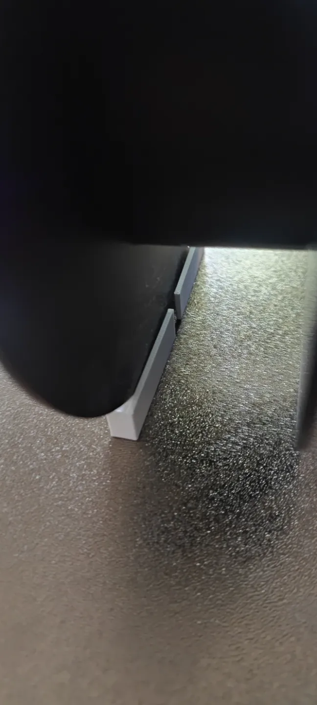 Spool blocker