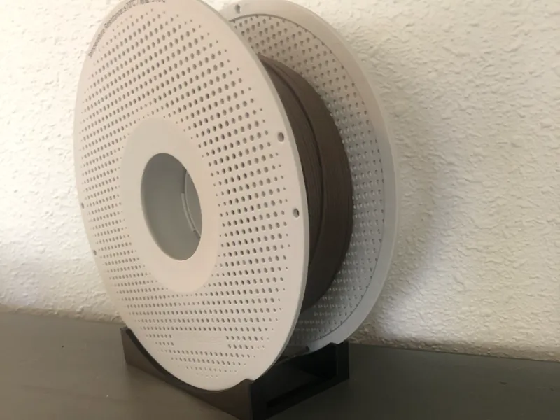 minimalist spool holder